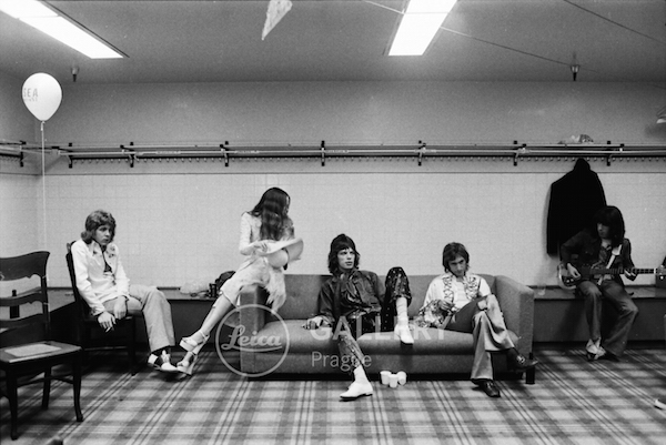 Marshall-Rolling_Stones-backstage-1972-Tour